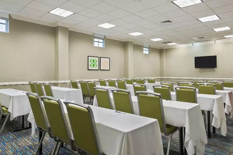 Holiday Inn Express Hotel & Suites Ft. Lauderdale Plantation, An Ihg