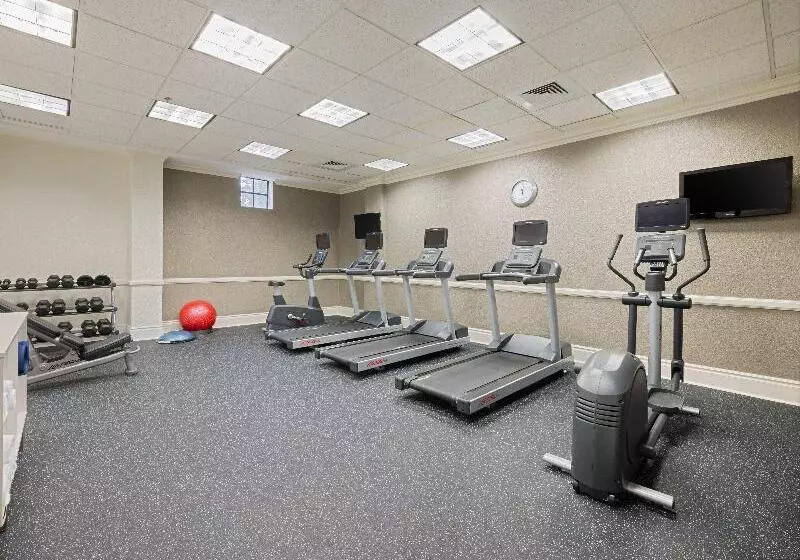 Holiday Inn Express Hotel & Suites Ft. Lauderdale Plantation, An Ihg