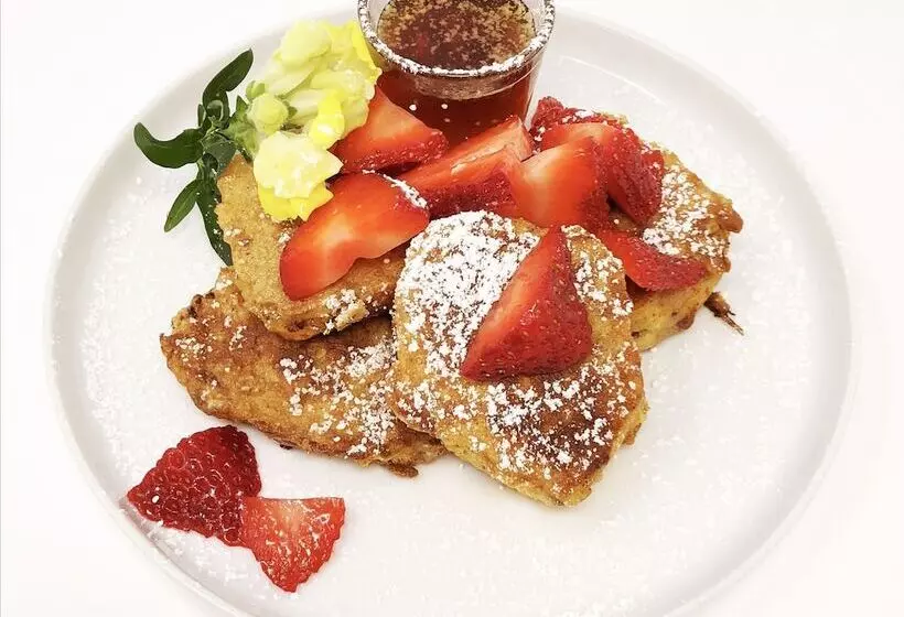 فندق The Hedges Inn