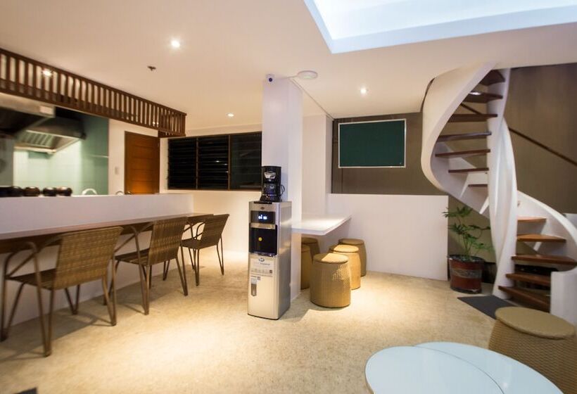 Hotel Signature Boracay Blue