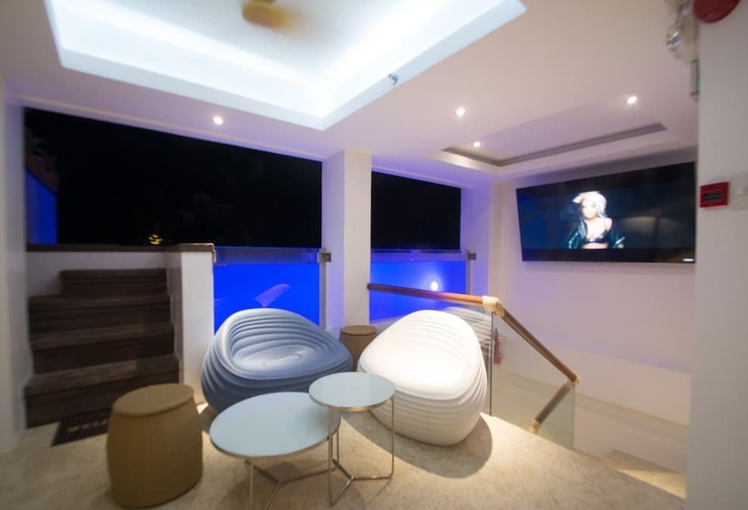 Hotel Signature Boracay Blue