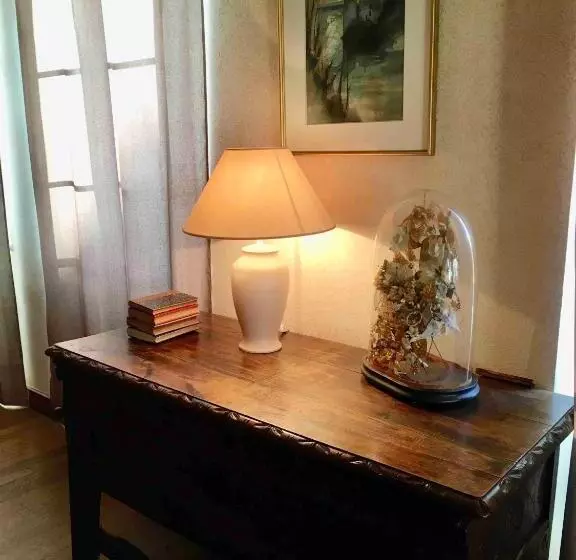 Maison Familiale Spacieuse Pres De Carrouges Avec Jardin