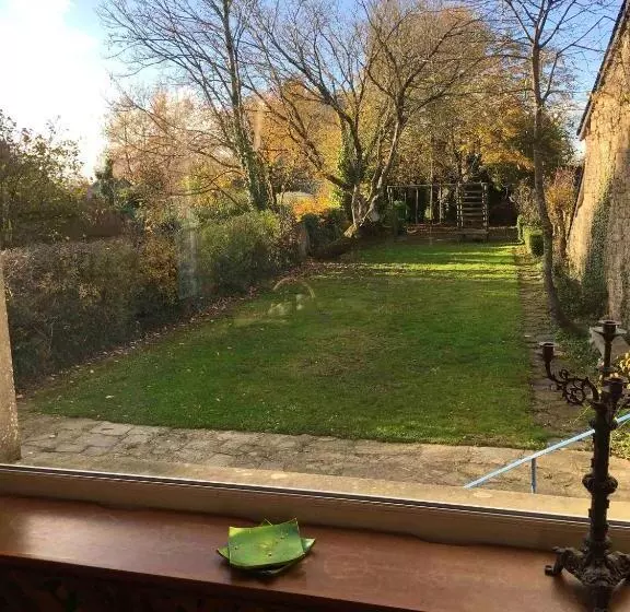 Maison Familiale Spacieuse Pres De Carrouges Avec Jardin