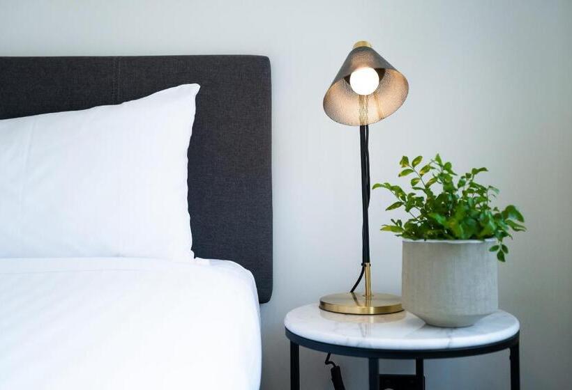 Youngtown Executive Apartments   2br Included, Free Parking & Wifi, Sofa Bed & Cot Fee Applies