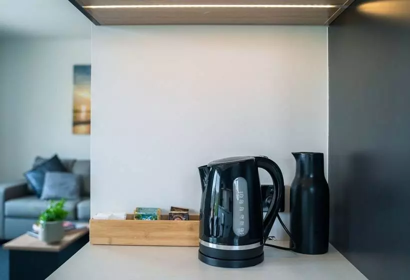 Youngtown Executive Apartments   2br Included, Free Parking & Wifi, Sofa Bed & Cot Fee Applies