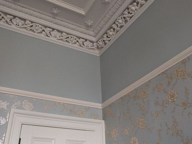 Cragowlet House East