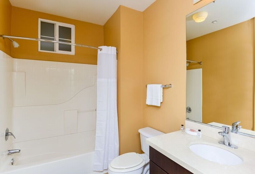 Pelicanstay In Downtown San Diego