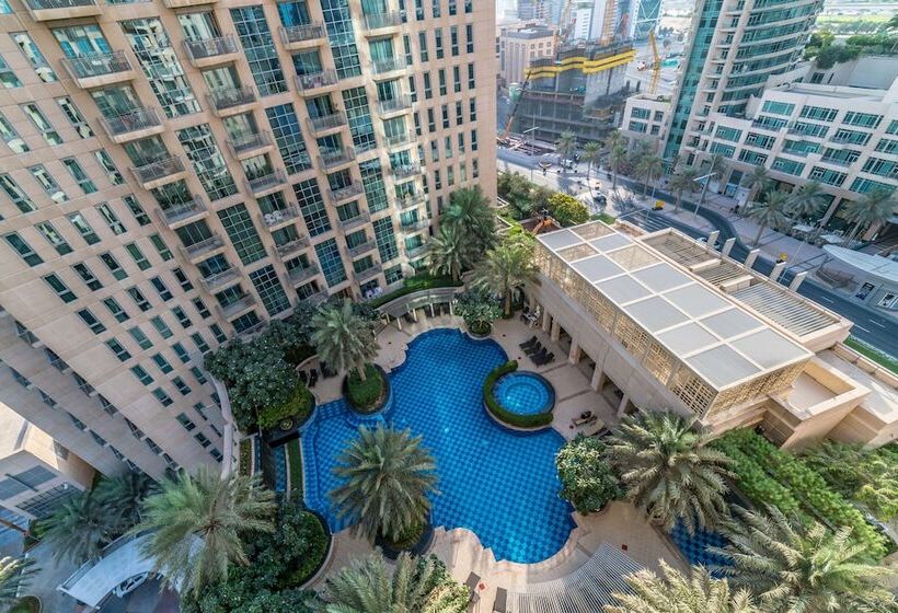 Yanjoon Holiday Homes   Standpoint Tower