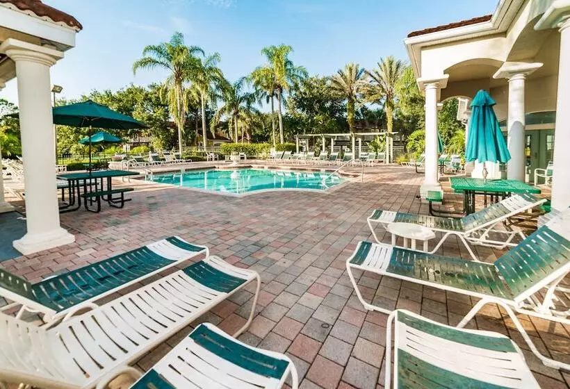 Aco238226 Emerald Island Resort 3 Bed 2.5 Baths Townhome