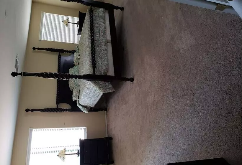 Beautiful Home In Az