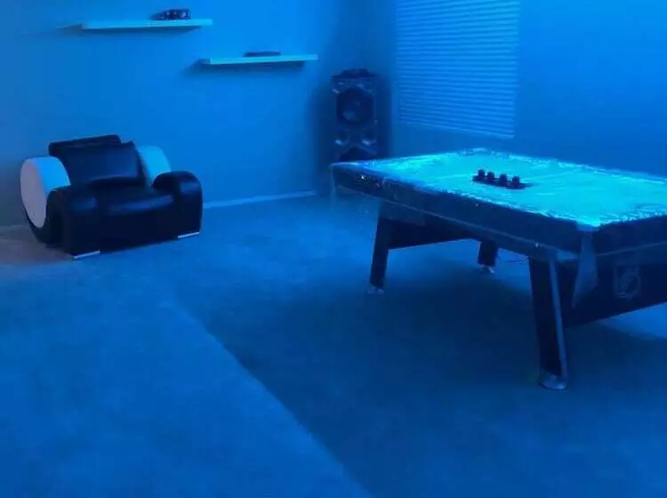 Beautiful Home In Az