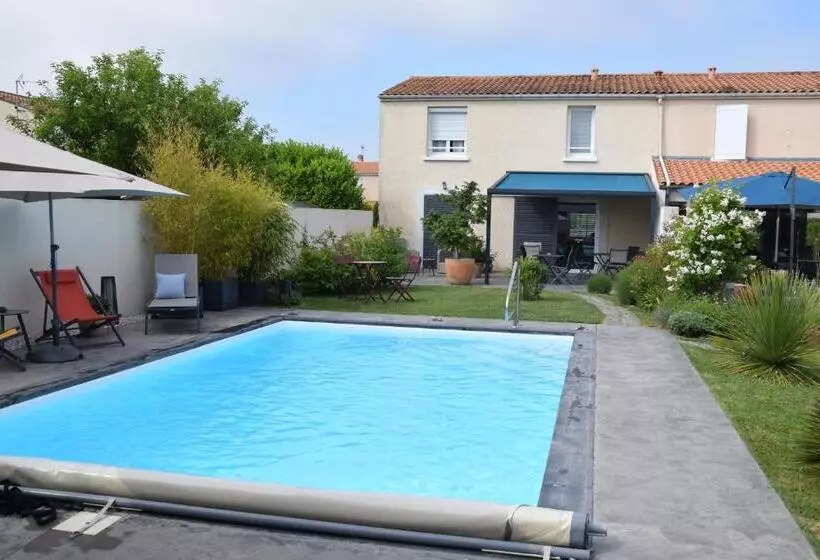 Aamiaismajoitus (B&B) La Villa 13&15