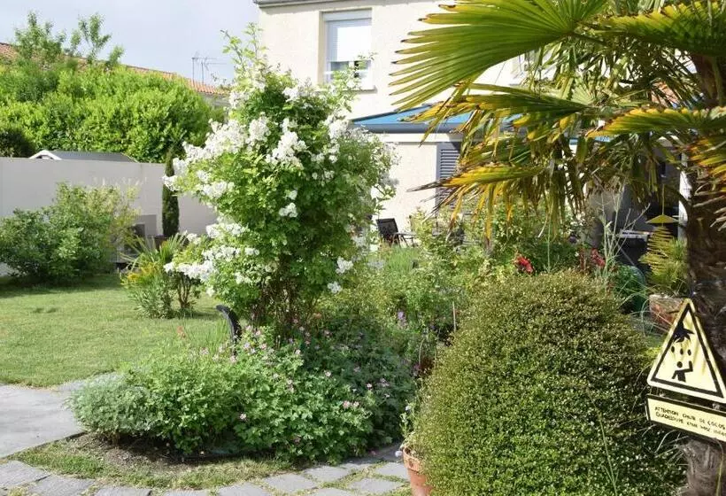 Aamiaismajoitus (B&B) La Villa 13&15