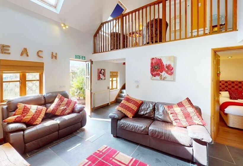 Croyde Thatchers Hideaway 2 Bedrooms