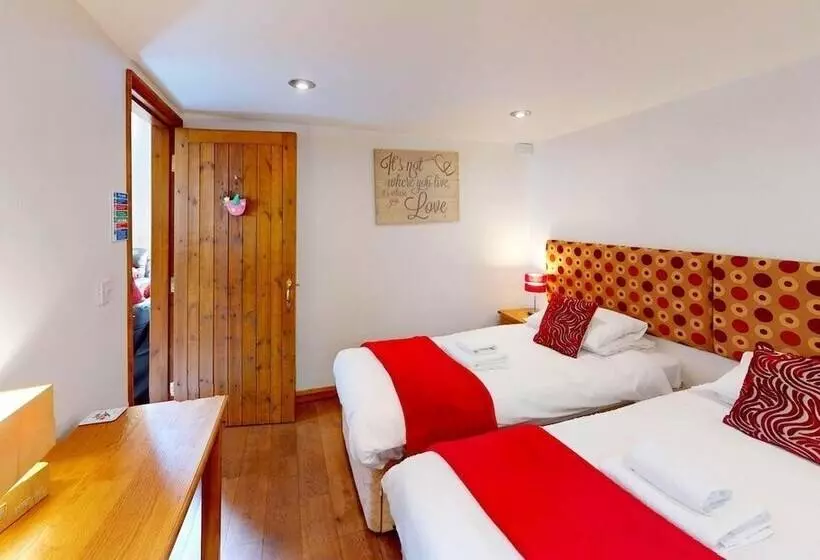 Croyde Thatchers Hideaway 2 Bedrooms