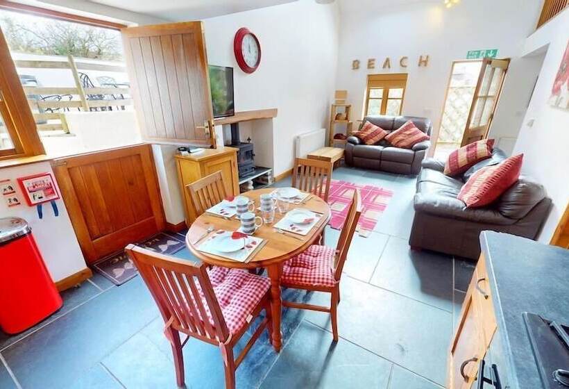 Croyde Thatchers Hideaway 2 Bedrooms