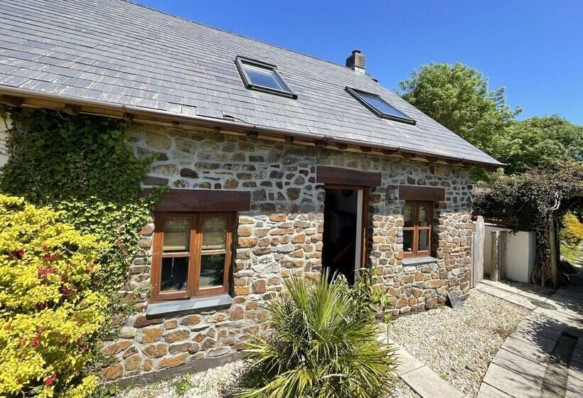 Croyde Thatchers Hideaway 2 Bedrooms