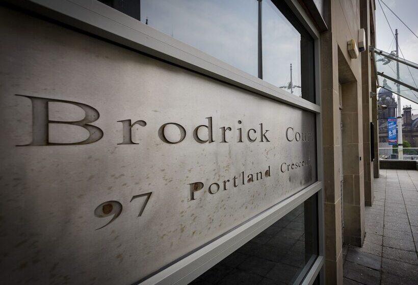 Live In Leeds Millenium Square Apartment