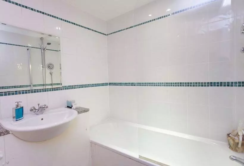 Live In Leeds Millenium Square Apartment