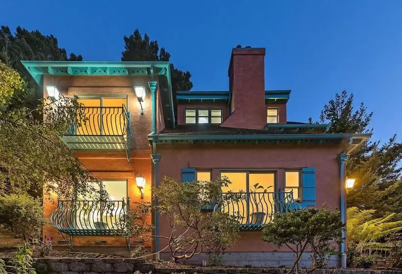 Marbella Lane Tuscan Villa With Hot Tub