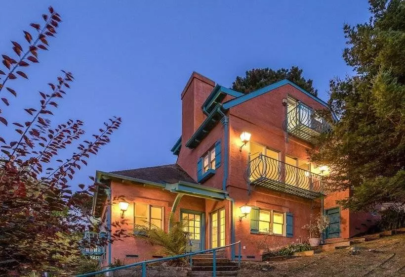 Marbella Lane Tuscan Villa With Hot Tub