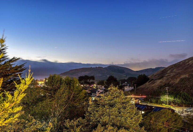 Marbella Lane Tuscan Villa With Hot Tub