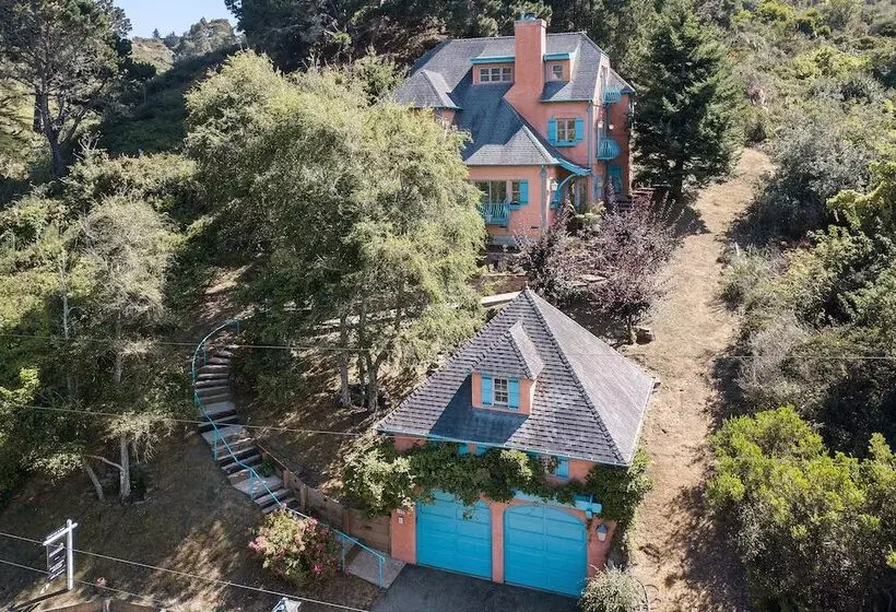 Marbella Lane Tuscan Villa With Hot Tub