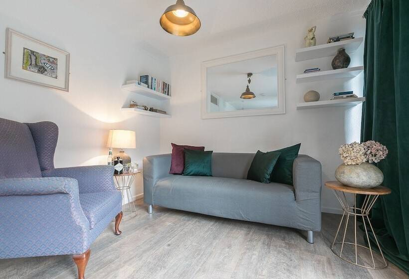 The Artist S Cottage Near St. Ives