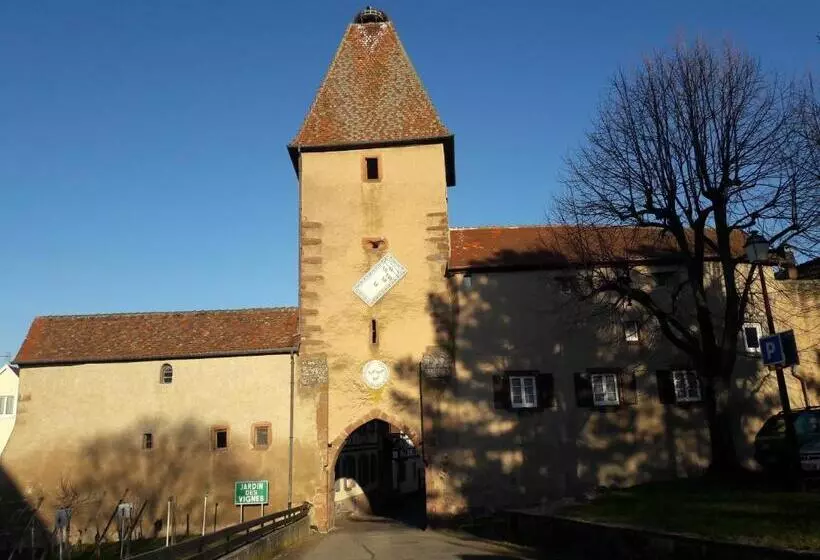 Aux 6 Hirondelles