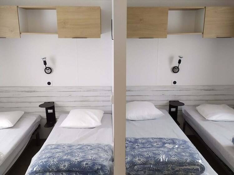 ホテル Camping Domaine Des Salins