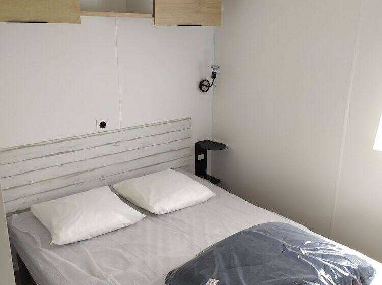 ホテル Camping Domaine Des Salins