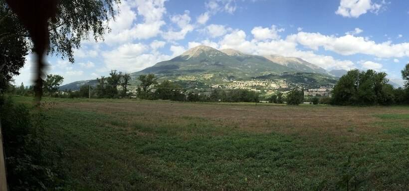 هتل Camping Les Grillons