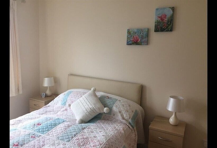 Windrose 7 Liffock Avenue Castlerock