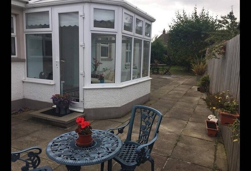 Windrose 7 Liffock Avenue Castlerock