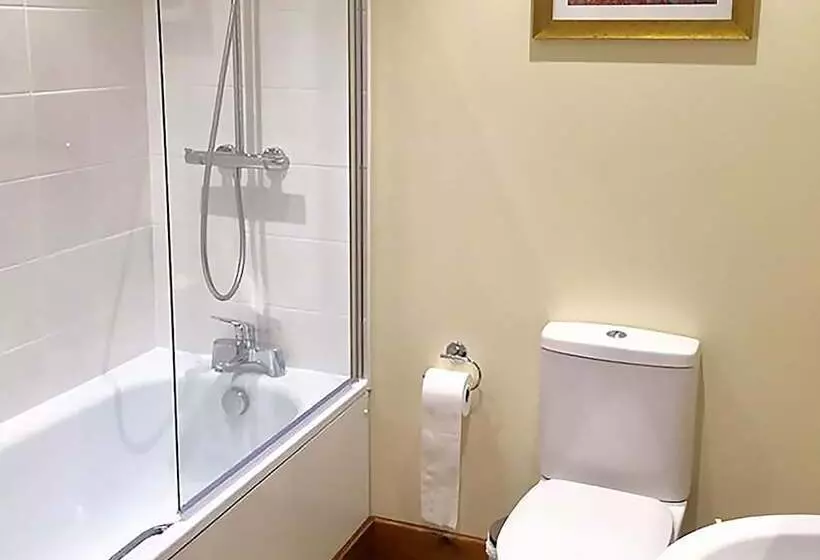 Lackford Lakes Barns