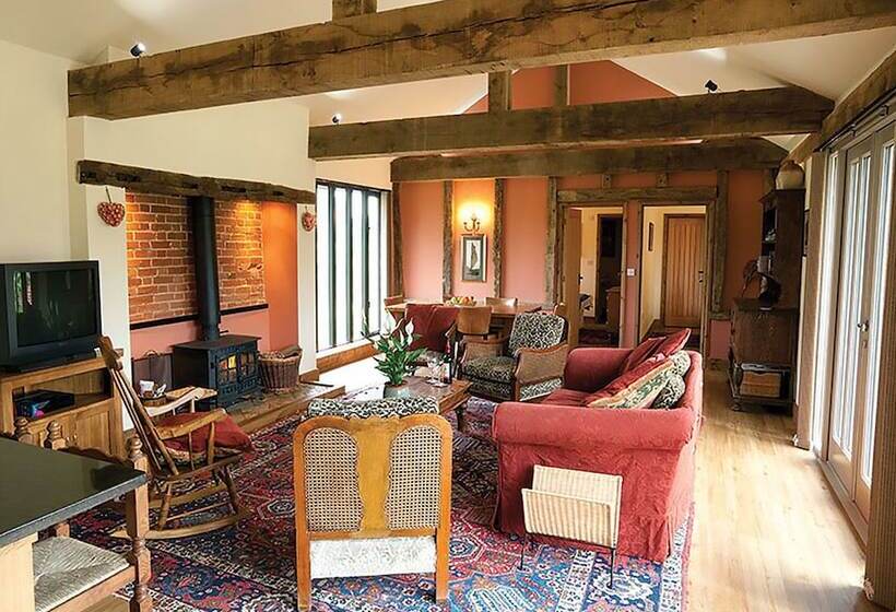 Lackford Lakes Barns