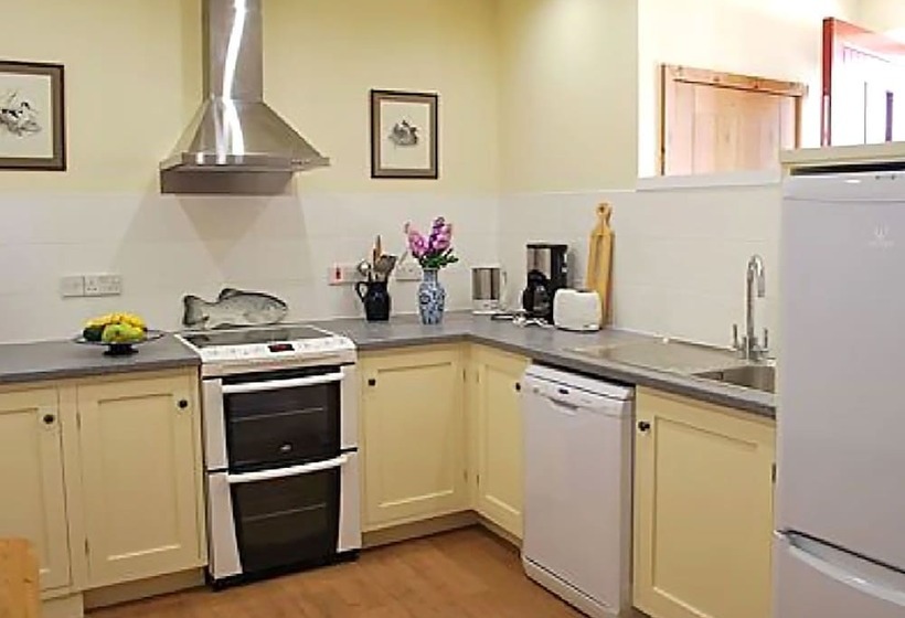 Lackford Lakes Barns