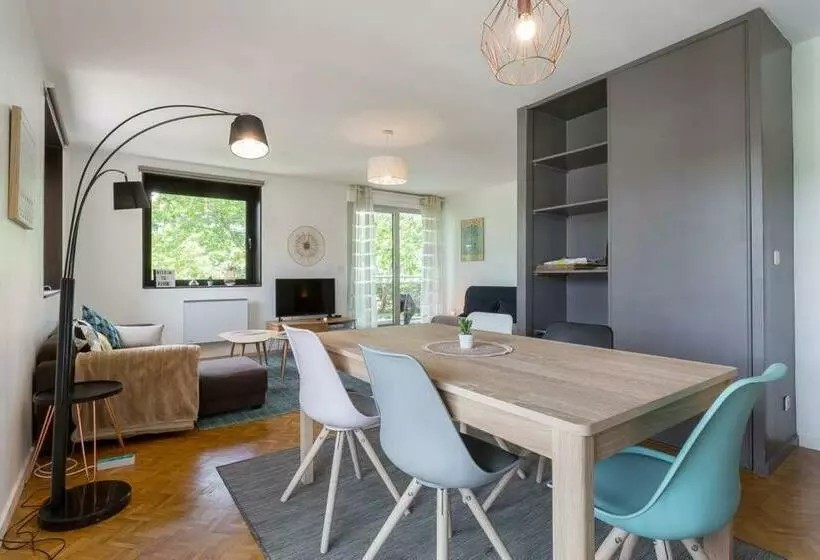 Appartement Lyon Centre Confluence 100 M2 Parking Terrasses