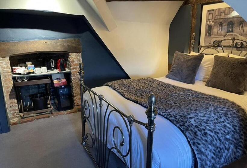 צימר The Kingsbury 7even 8ight