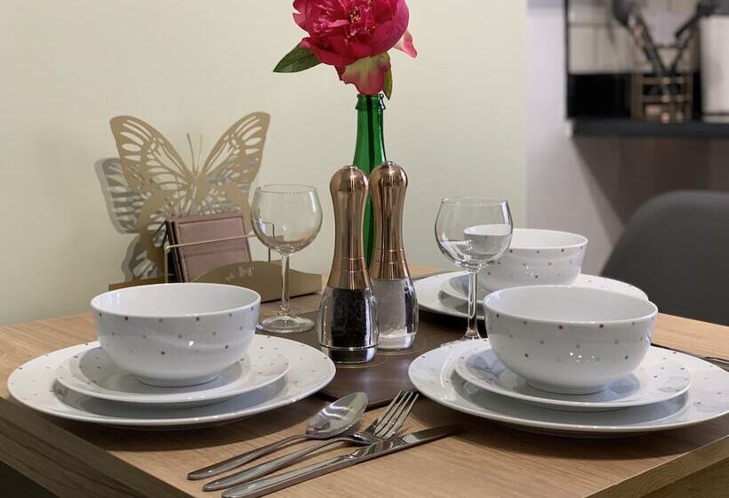 بنسيون Buccleuch Apartment