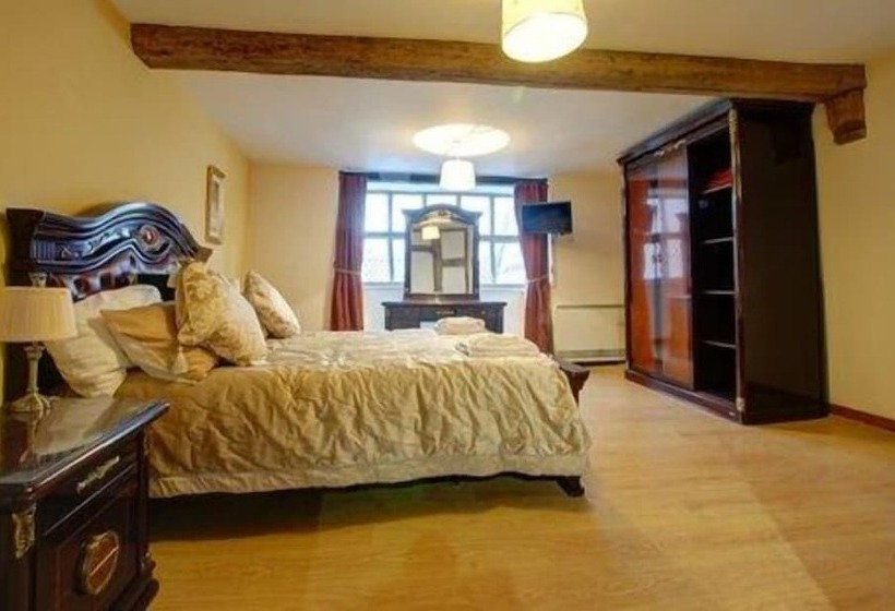 펜션 Severn Tudor House