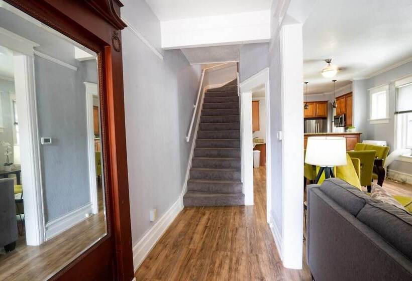 The Colorado Clubhouse In Capitol Hill