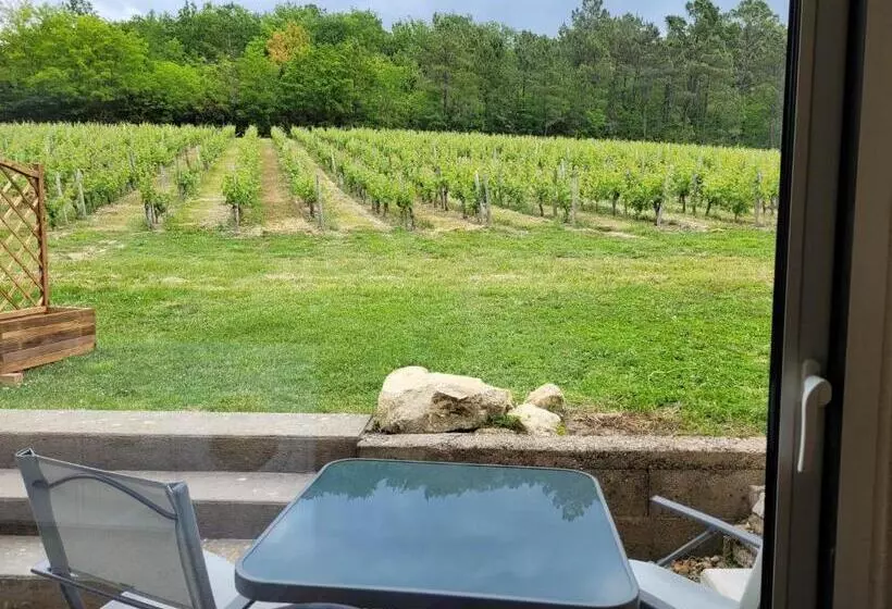 Aamiaismajoitus (B&B) A L Ombre De La Treille  Proche Saint Emilion