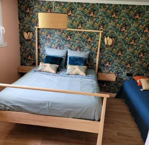 Aamiaismajoitus (B&B) A L Ombre De La Treille  Proche Saint Emilion