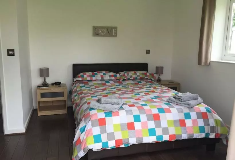 Daisy Bungalow Near Sidmouth