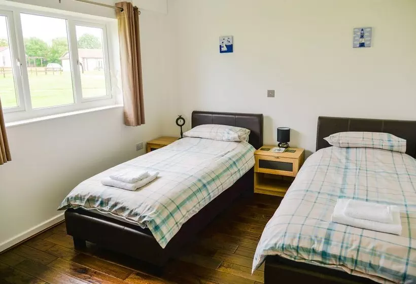 Daisy Bungalow Near Sidmouth