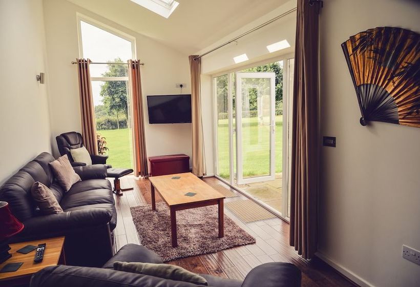 Daisy Bungalow Near Sidmouth