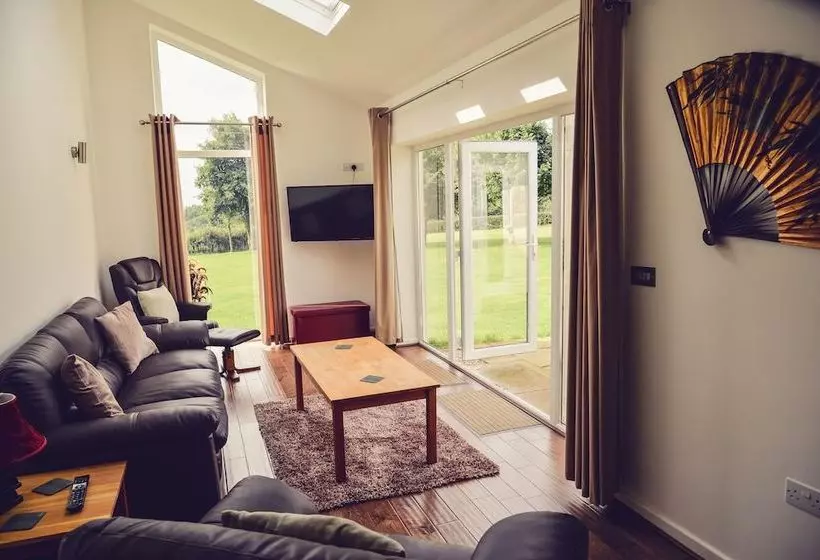 Daisy Bungalow Near Sidmouth