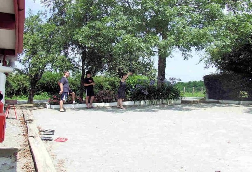 בית מלון כפרי Camping Manex