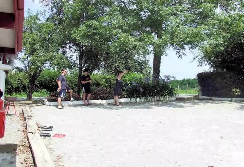 Hotelli Camping Manex